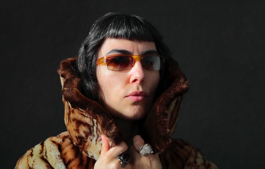 INTERVIEW: Laura de Vasconcelos