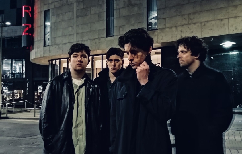 Red Telephone - 'Waiting For Your Good Days'