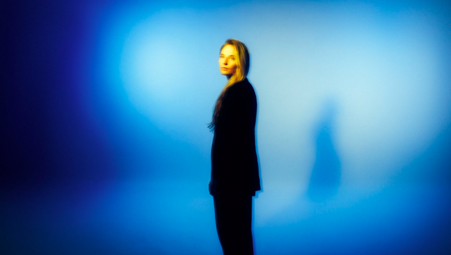 Swiss live artist Natascha Polké unveils darkly sweet full ‘Into You’ EP