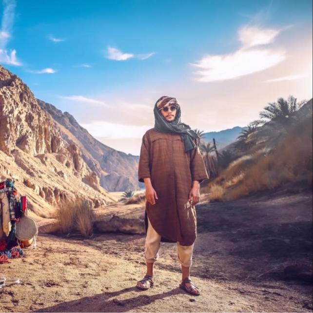 Hot Oasis presents Farfasha