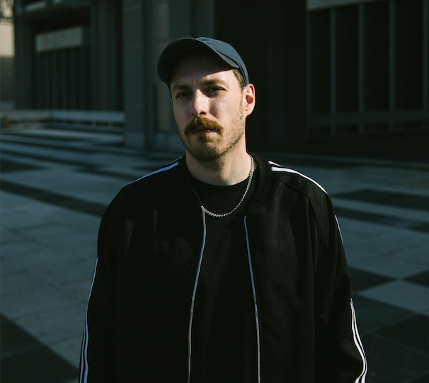 Lawrence Hart drops emotional yet dancefloor-friendly ‘Hear Ur Heartbeat’ on Domino’s Double Six label, out August 20th.