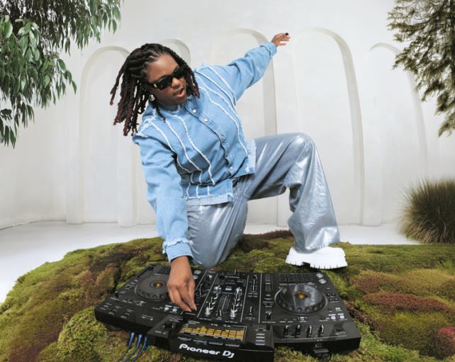 Kaleena Returns to Helix Records with ‘BURN IT DOWN’