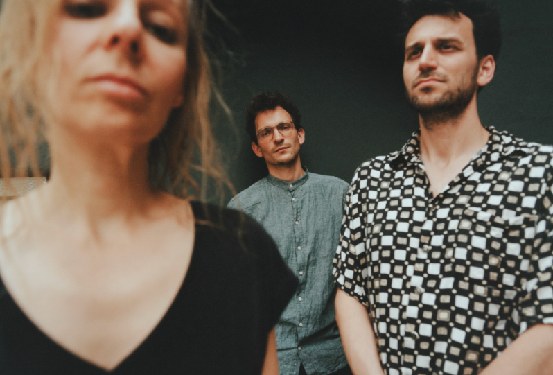 TRAINING + Ruth Goller share new single: ‘backlog’