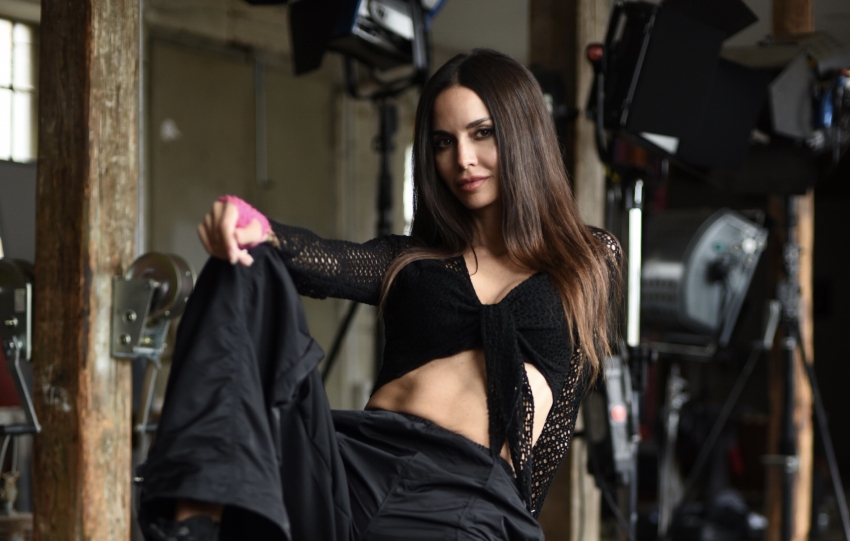 Nadine Vinzens and Jayzz Join Forces on ‘Diz One’