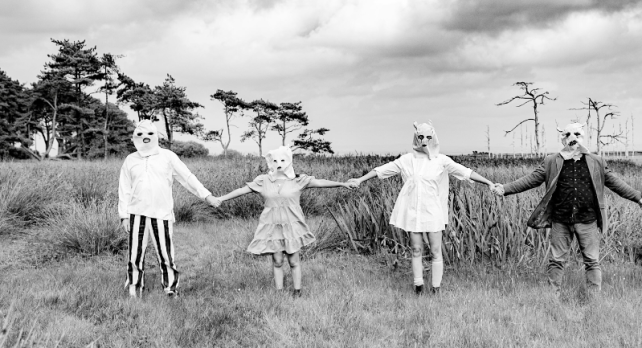 Alt-Folk Newcomers 'Dark & Twisties' beautiful debut single 'The Wild' is Out Now 