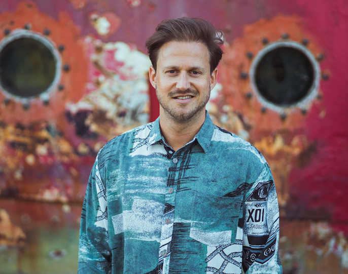 Bunte Kuh Welcomes Olivan's Latest Masterpiece: 'A Hundred Years'