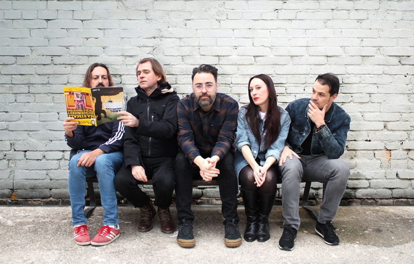 Granada-based Tremendo Pinkman return with “Traspasando las Paredes,” the first preview of their upcoming album.