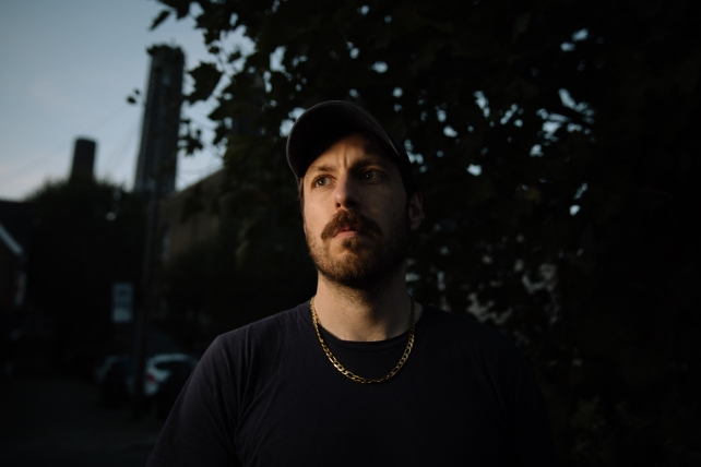 Lawrence Hart drops long-awaited full debut LP ‘Come In Out Of The Rain’ Upbeat ‘emotional garage record’ out now on Double Six