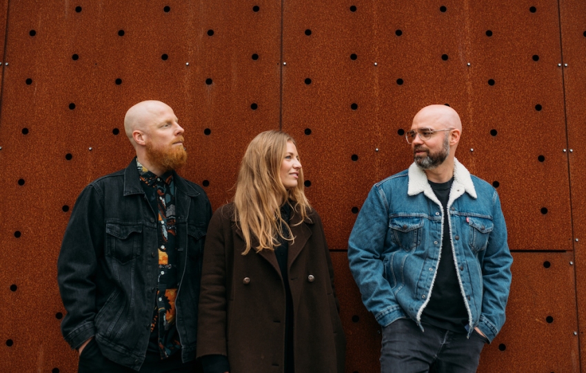 Tinlicker & Hero Baldwin collaborate on heartfelt single ‘I Started a Fire’