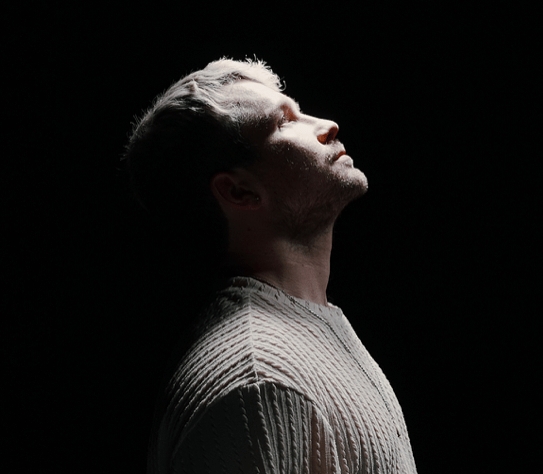Felix Raphael unveils second LP single ‘Compass (how to stay aligned)’ 