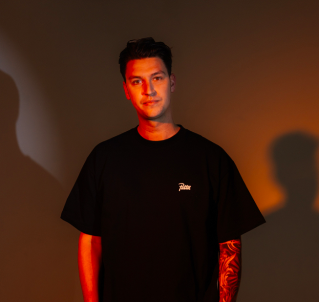 Jamback Finds Light in the Dark with “Positive”