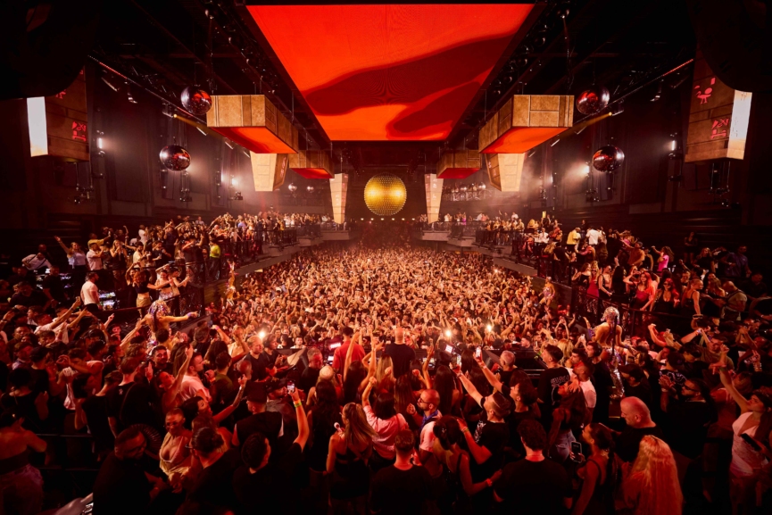 JAMIE JONES REVEALS THE LINEUP FOR PARADISE STARSHIP EDEN 2026 SEASON AT [UNVRS]