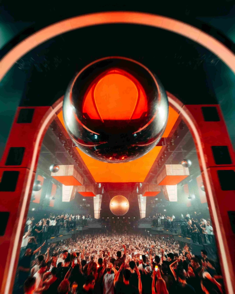 JAMIE JONES REVEALS THE LINEUP FOR PARADISE STARSHIP EDEN 2026 SEASON AT [UNVRS]