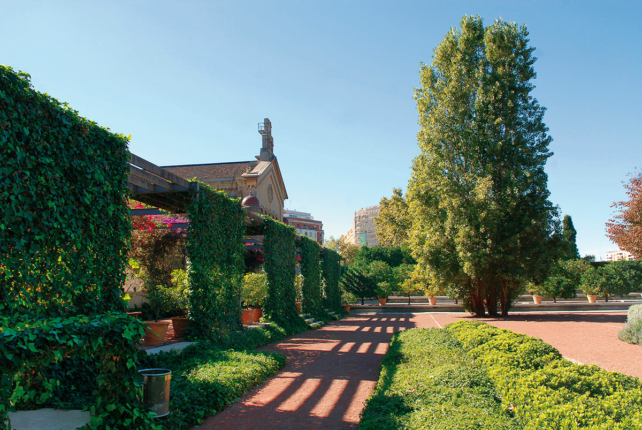 The next Jardí Electrònic event will take place at Jardín de las Hespérides