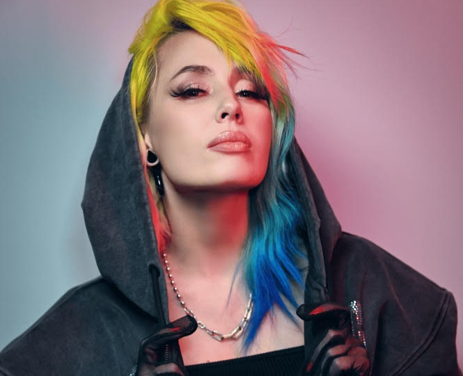 MARIKA ROSSA LAUNCHES CONNECT