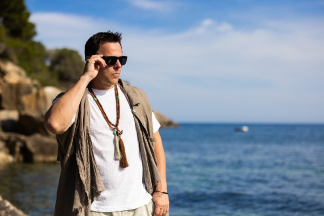 MARKUS SCHULZ - ‘IN SEARCH OF SUNRISE 22 – FOR THE NEXT GENERATION OF DREAMERS MIX 1: THE AWAKENING’