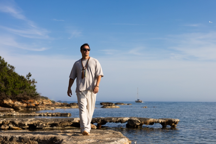 ‘IN SEARCH OF SUNRISE 22 – NIRVANA: FOR THE NEXT GENERATION OF DREAMERS’ MIXED BY MARKUS SCHULZ