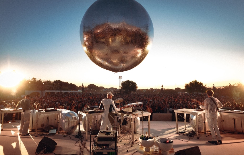 YARD and WhoMadeWho present The Moment in Portugal