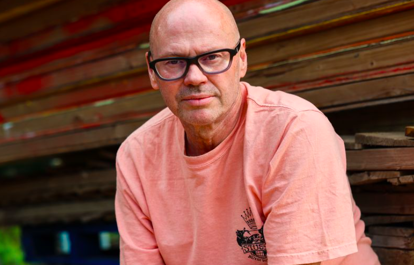 Dave Seaman teases long-awaited debut solo LP with 'Mirrorball Sleaze' backed by Christian Smith & D-SHIFT, out on Selador