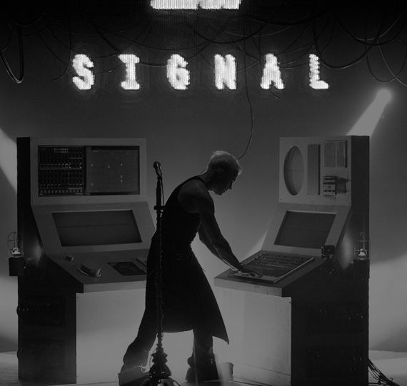 M07 takes centre stage with his ‘SIGNAL’ Live Performance Film 